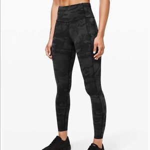 Black & grey camo Fast & Free Lulu Lemon leggings